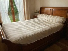 DESSUS DE LIT TAPISSIER