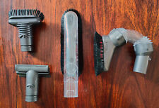 Accessoires Dyson V6 : Brosse poils doux + Brosse poils durs + Up-Top + Plat