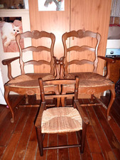 lot de 2 anciens fauteuils en bois et paille + chaise enfant