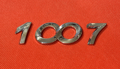 Peugeot 1007 car badge - 1007,