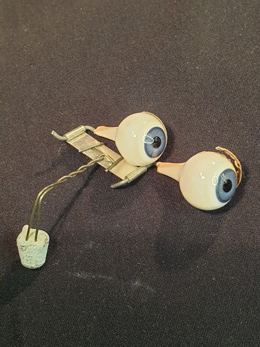 Paire anciens yeux verre - anciens,
