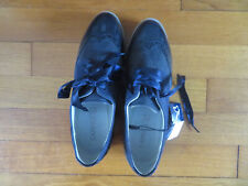 CHAUSSURES FEMME BLEU MARINE NEUVE JAMAIS PORTEES MARQUE CAPRICE