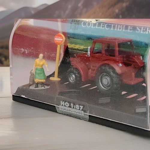 Tracteur personnage 1 - +, 1:87