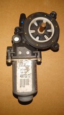 Moteur leve vitre avant droit