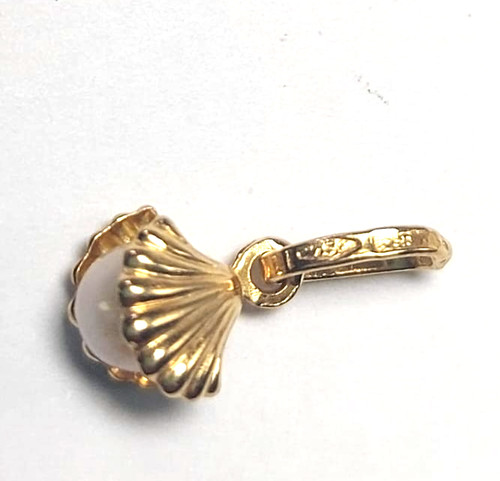 Pendentif très petit - très,