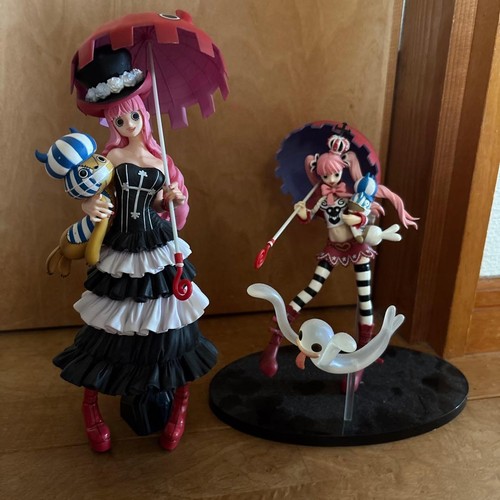 Lot figurines one - one, piece
