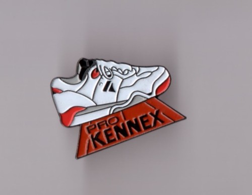 Pin chaussure tennis pro - pin's,