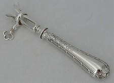 Christofle modèle Rubans/Clochettes, manche à gigot métal argenté excellent état