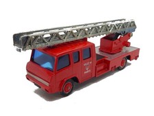 Berliet 770 KE grande échelle Pompiers SOLIDO