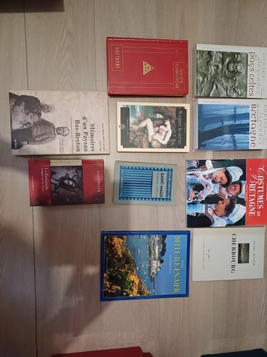 Lot livres bretagne contes - 10,