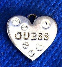 GUESS Coeur Pendentif Médaille Métal couleur Argenté Herz-Anhänger Heart Pendant