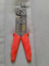 Pince à dénuder / Coupe