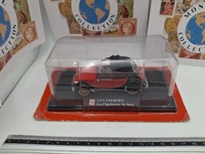 VOITURE CITROEN 2 CV LA