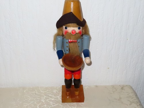 Figurine bois - figurine,