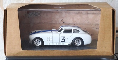 Bizarre cunningham - bizarre, 1/43