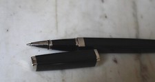 WATERMAN EXCEPTION- RARE STYLO ROLLER EN LAQUE NOIRE & CHROME- VERSION SANS CLIP