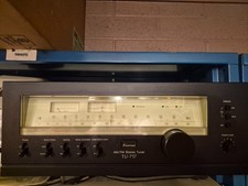 Sansui TU-717 AM/FM Stereo