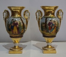 Paire de vases en  porcelaine Vieux Paris XIXe siècle.  #158#