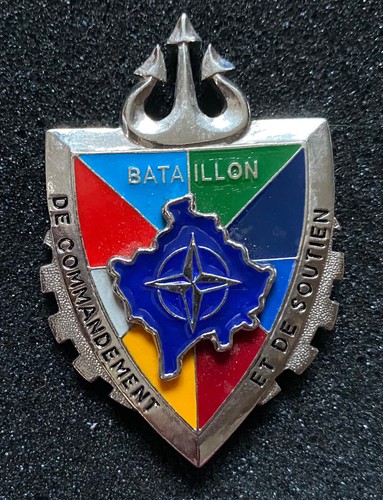 Médaille broche pucelle - broche,,