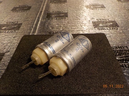 Condensateur chimique pol - condensateur,