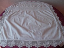 Belle et grande taie OU petite