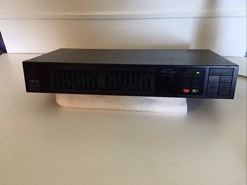 Akai graphic equalizer - akai,