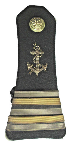 Une épaulette capitaine de - épaulette,