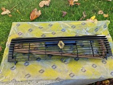 NOS R 14 Calandre baguette chrome RENAULT R14