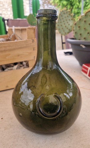 Ancienne bouteille oignon fer - oignon,