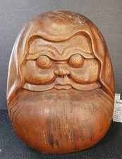 Ancienne grande statue en bois