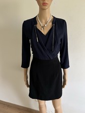 Robe bleue marine et noire
