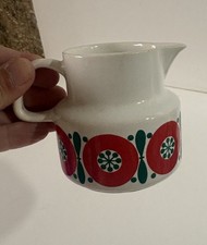 Ancien petit pot - à, lait