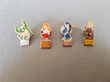 Lot 4 Pin's MODE SOINS BEAUTE - HEGOR des soins capillaires pour la famille