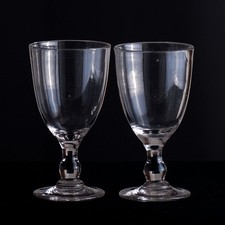 2 Verres à Pied Anciens en