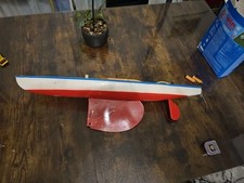 Voilier de bassin en bois