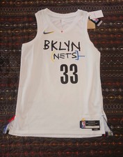 Nike Men's  Large Brooklyn