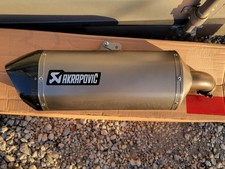 Silencieux antidérapant