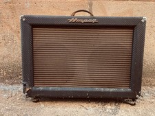 Ampeg ET-1B Twin Amp