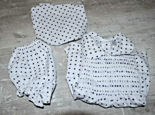 Ensemble pièce une robe - un,