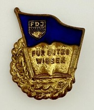 Insigne RDA FDJ numéroté