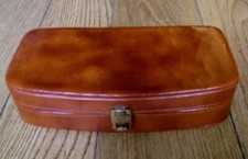 Ancienne valisette nécessaire