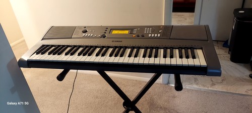 Yamaha ypt310 keyboard with - yamaha,