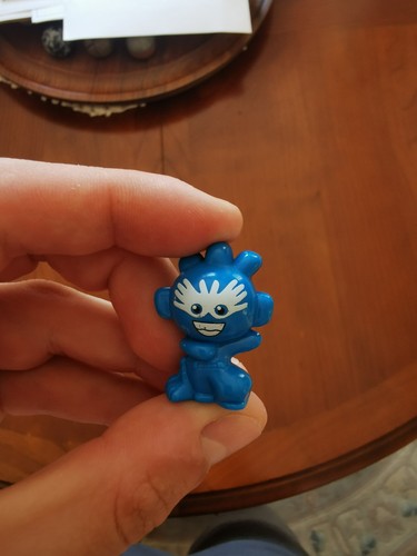 Crazy bones gogo - bones, gogo's