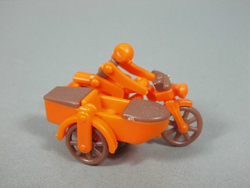 Jouet moto avec side - side-car, ue