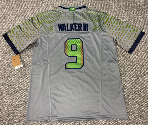 New kenneth walker - iii, 9