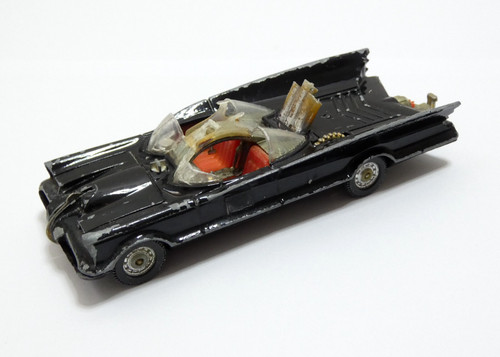 Corgi toys batmobile - toys,