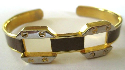 Elégant bracelet rigide