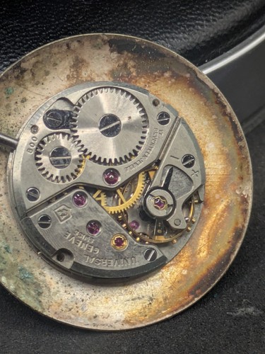Universal genève calibre 800 - universal,