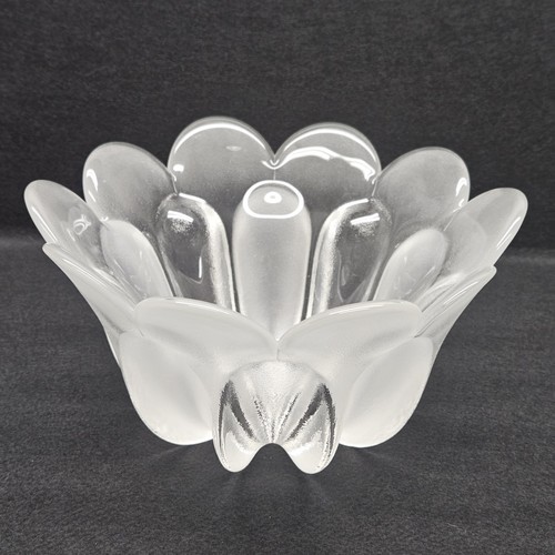 Mikasa glass bowl spring court - mikasa,