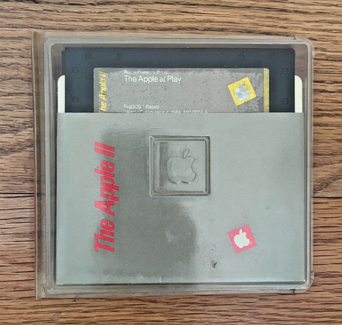 Vintage 1984 the apple - the, iic